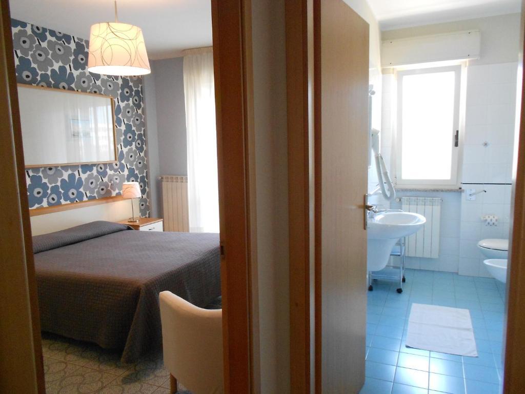 Hotel Principe Residence Vasto Ruang foto