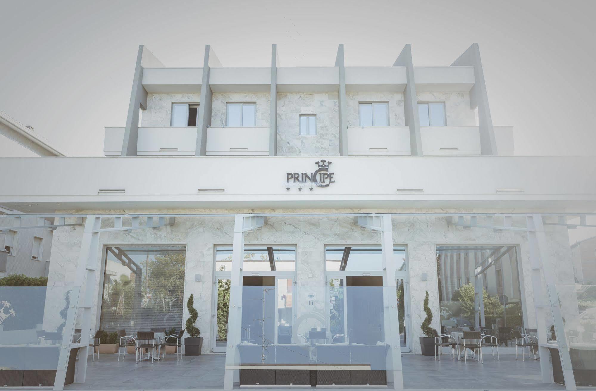Hotel Principe Residence Vasto Bagian luar foto