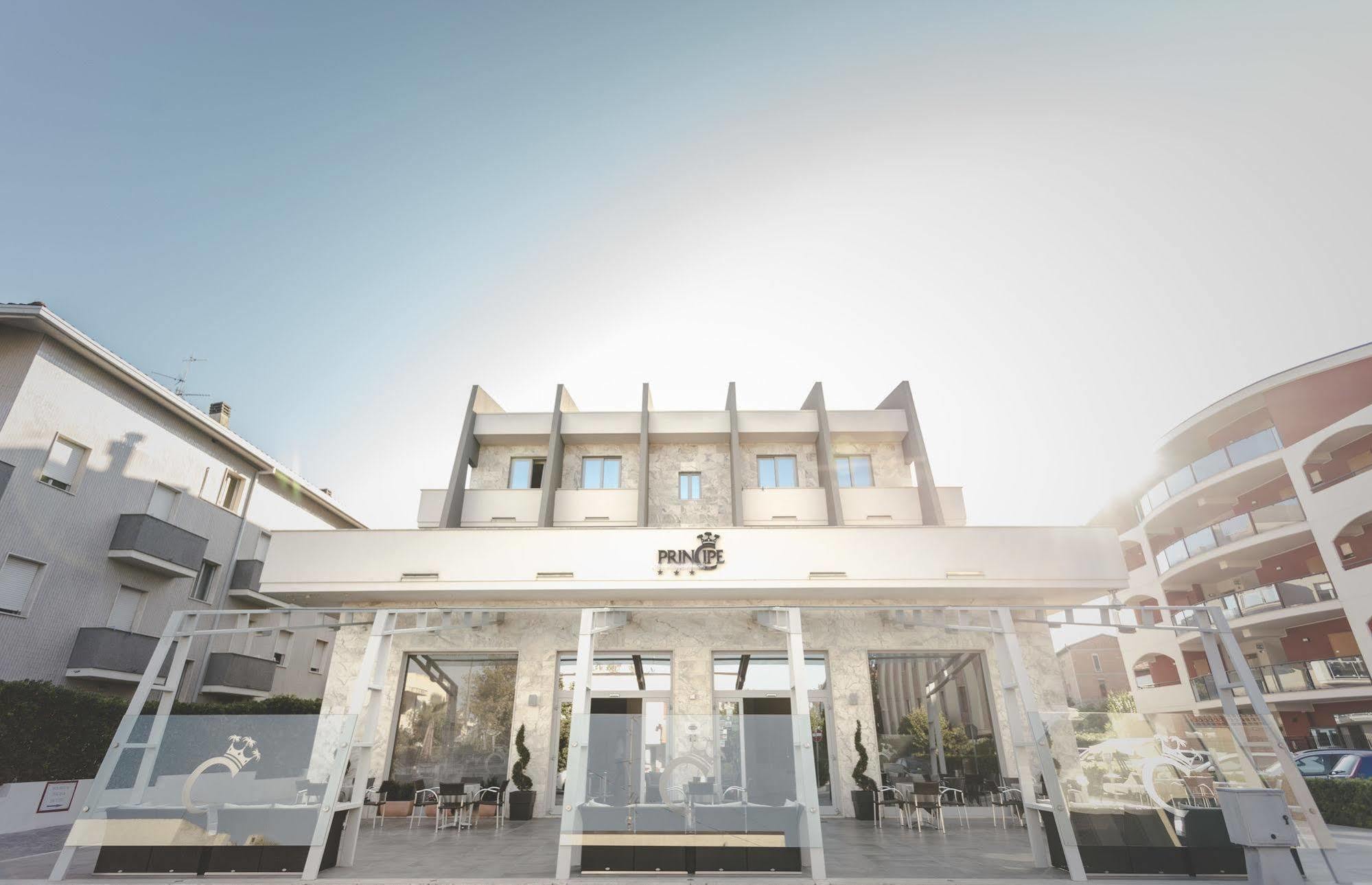 Hotel Principe Residence Vasto Bagian luar foto