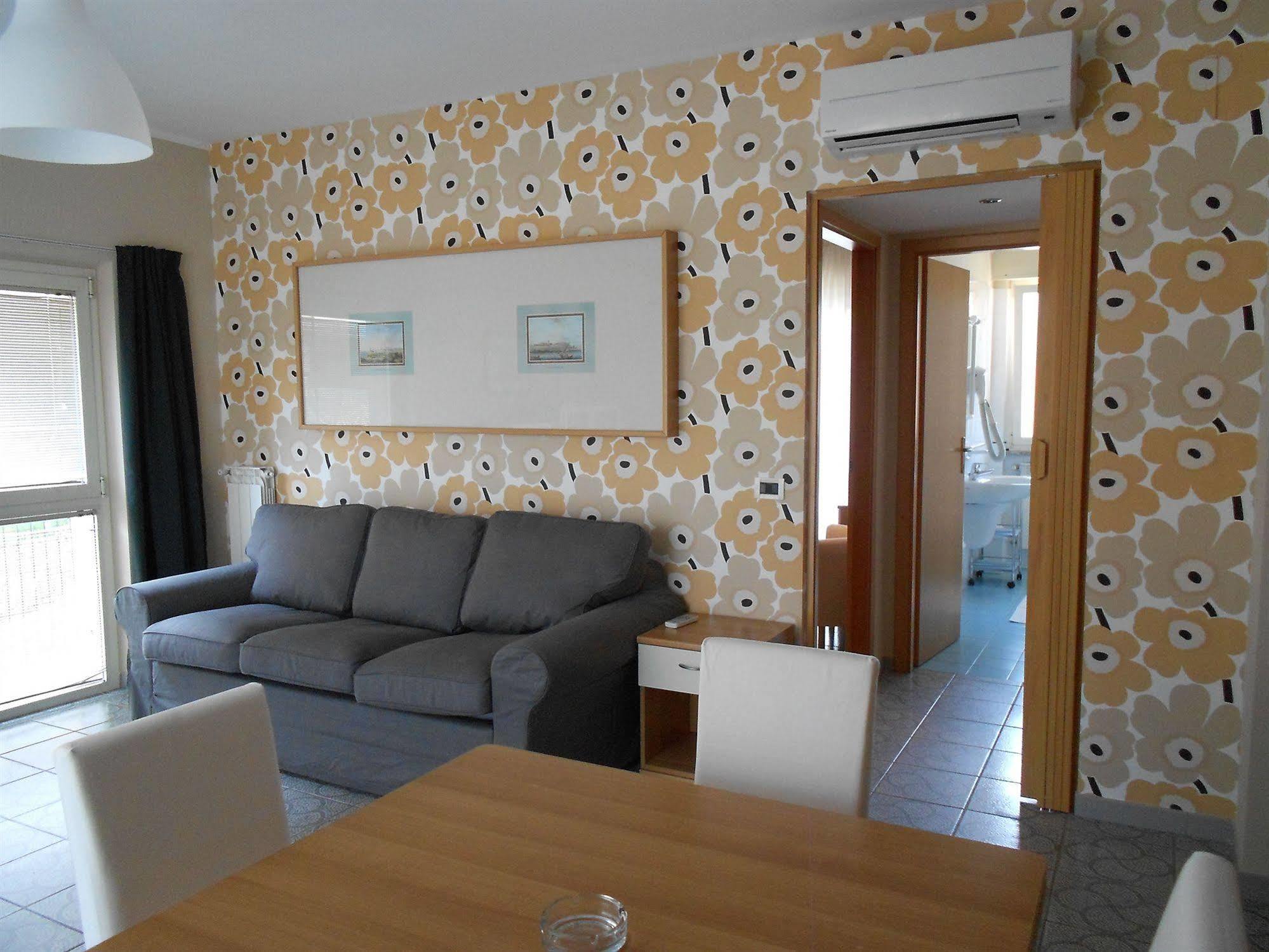 Hotel Principe Residence Vasto Bagian luar foto