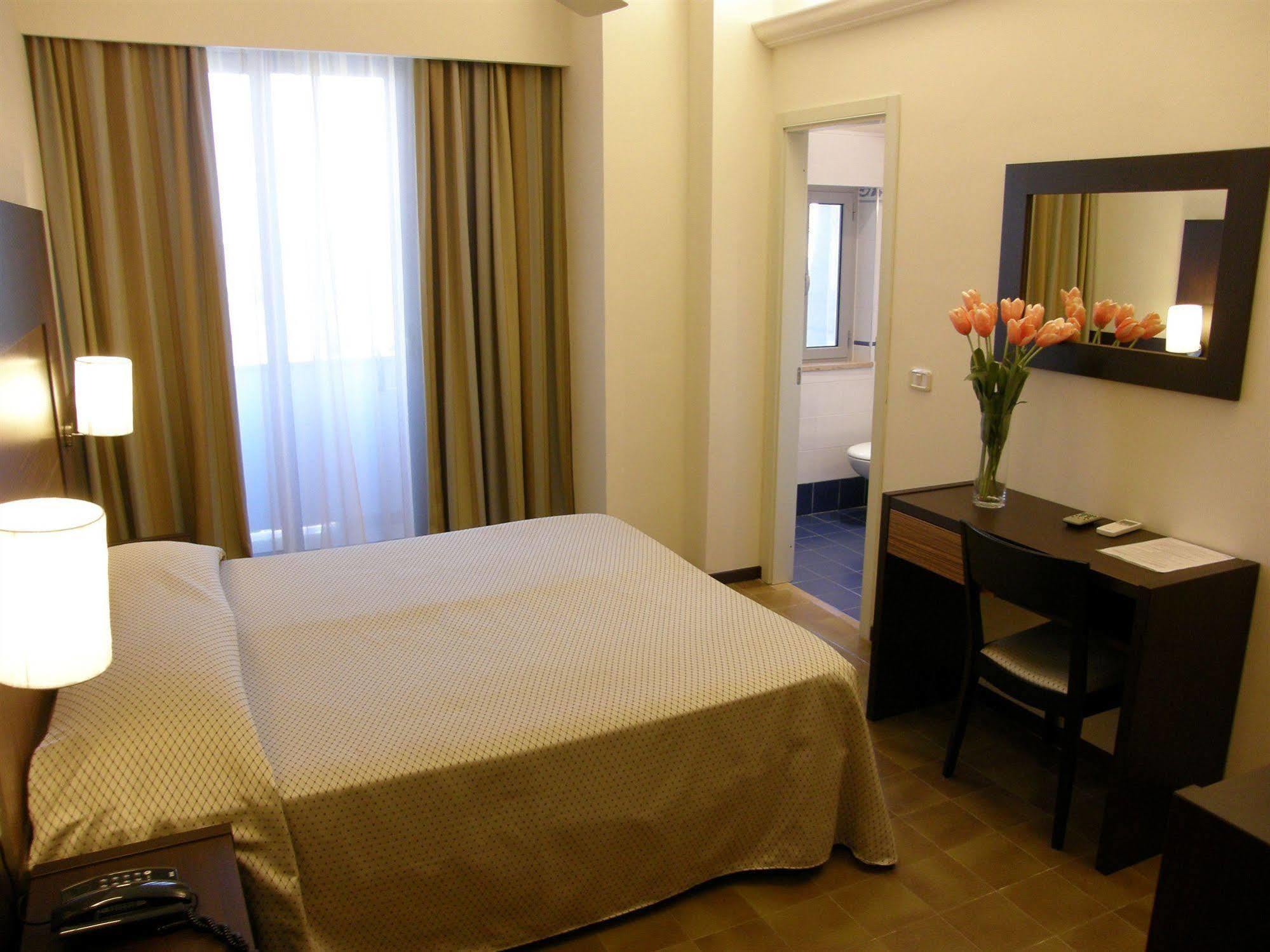 Hotel Principe Residence Vasto Bagian luar foto